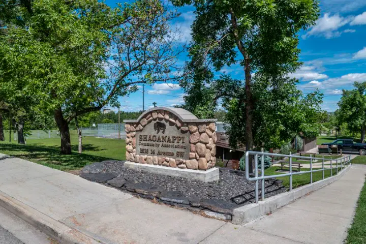 Shaganappi community in Calgary